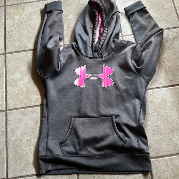 Under Armour Tops - Under armor pink and gray sweatshirt
